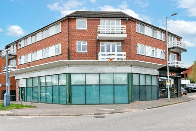 Thumbnail Flat for sale in Bancroft, Hitchin