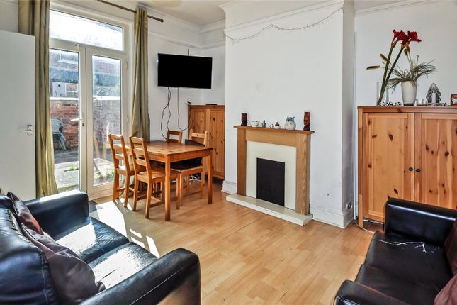 Room 1, 48, Beverly Road, Greater Manchester photo 5