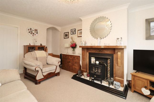 7, Howe Road, Malton photo 2