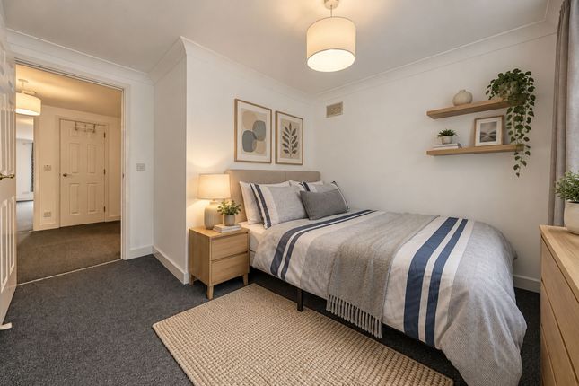 Flat 9, 388 Seven Sisters Road, London photo 4