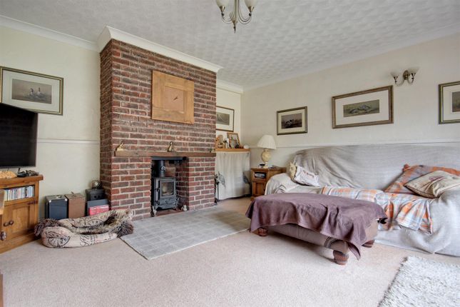 39, Cheyne Walk, Hornsea photo 3