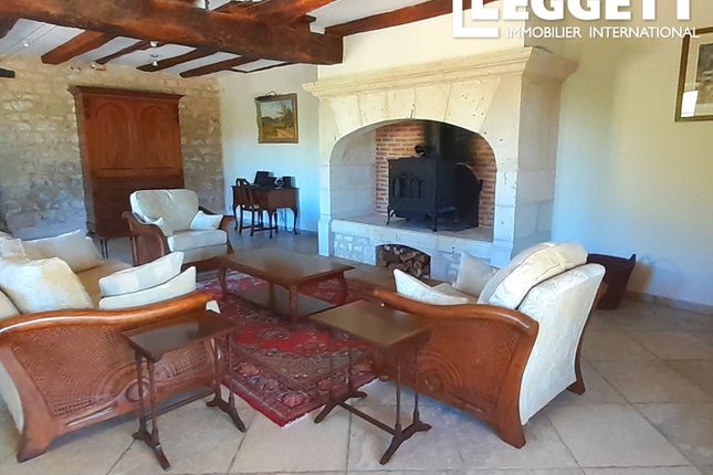 Villa for sale in Cordes-Sur-Ciel, Tarn, Occitanie