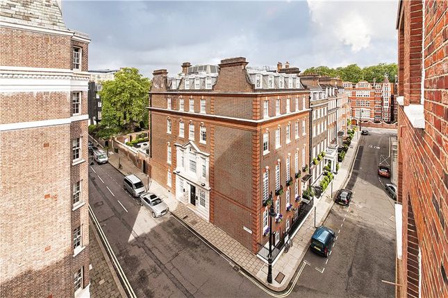 Flat 68, 39, Hill Street, London photo 3