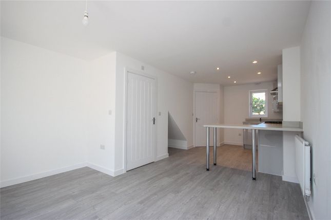 31, Burdock Road, Bristol photo 4