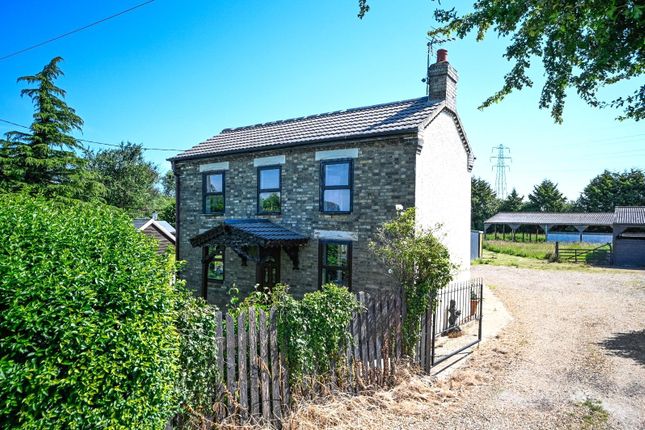 Thumbnail Cottage for sale in Redmoor Bank, Elm, Wisbech, Cambridgeshire