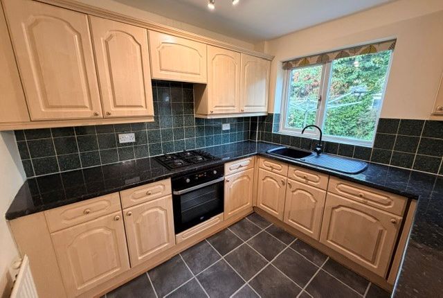 53, St Clares Avenue, Preston photo 2
