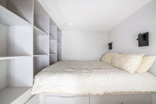 Flat 6, 25, Coleherne Road, London photo 4