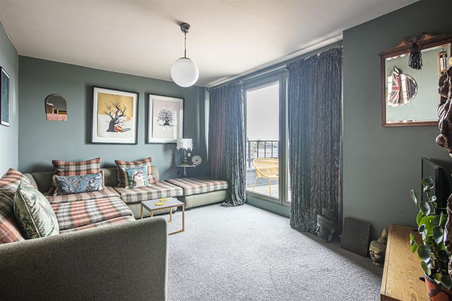 Flat for sale in Winchester Road, Fulwood