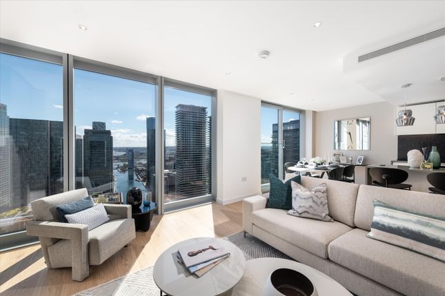 Flat for sale in Landmark Pinnacle, Westferry Road, Isle Of Dogs, London