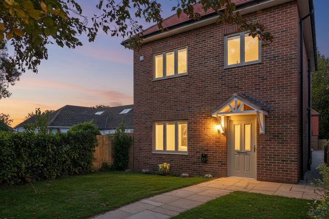 4-bed house on Plot F, 24 - 26 Weatherhill Road, Horley, £575,000