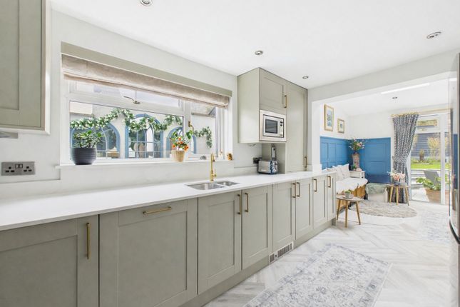 87 Marlow Bottom, Marlow photo 4