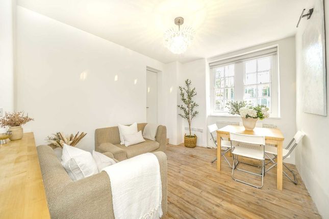 Flat 3, Rashleigh House, Thanet Street, London photo 4