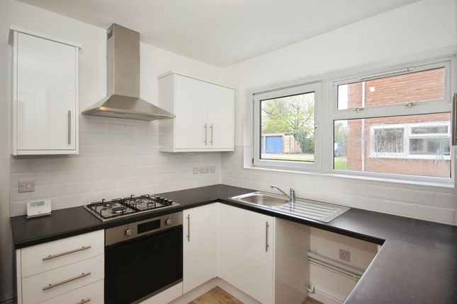 14, Murcott Road West, Leamington Spa photo 2