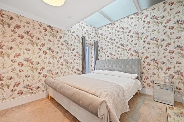 Batoum Gardens - Lgf - Bedrooma3 (1).Jpg