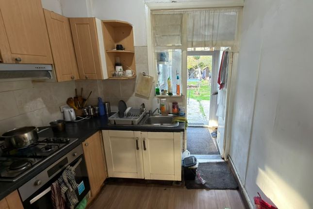 Norbury Crescent, London photo 5