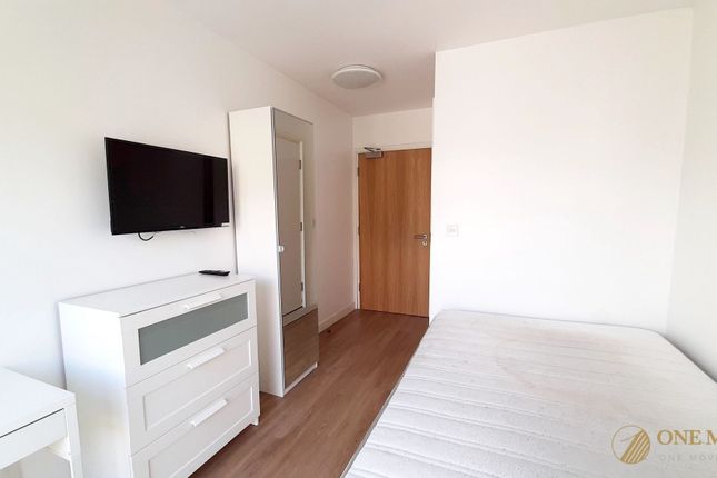 Flat 11, 272 Chapel Street, Salford photo 4