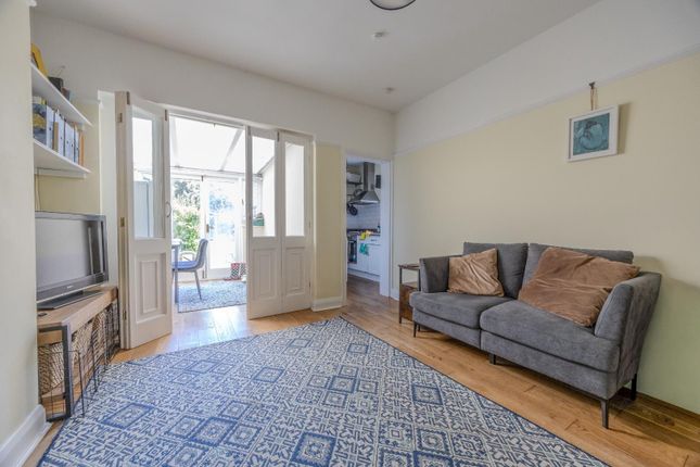 134, Elm Road, Leigh-On-Sea photo 4