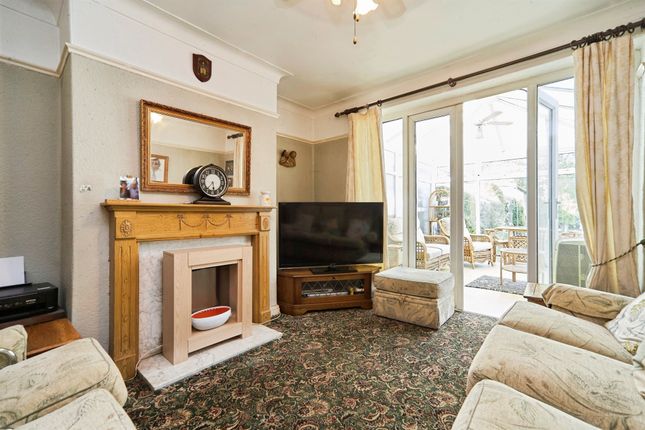 563, Foundry Lane, LEEDS photo 2