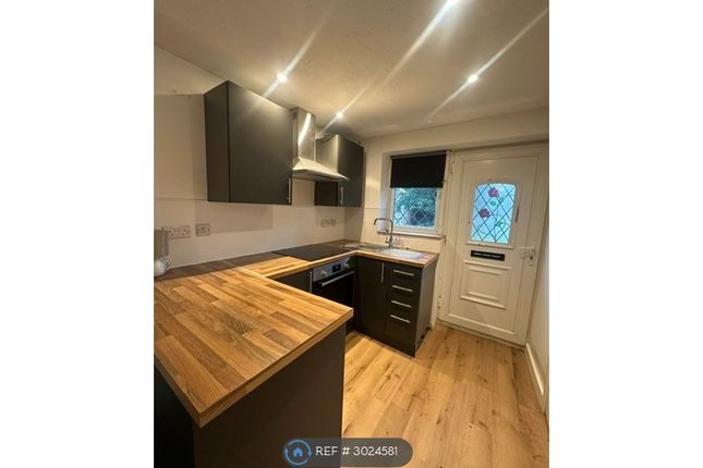 Studio flat on Ground Floor Flat, Wood Cottage Llanrhydd, Ruthin, £590/mo