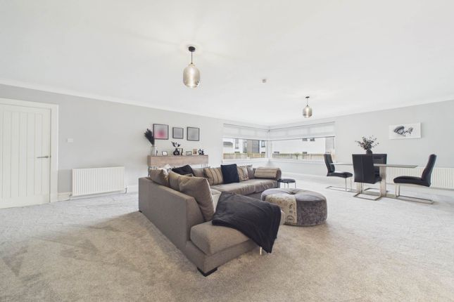 88, Lanark Road, Carluke photo 3
