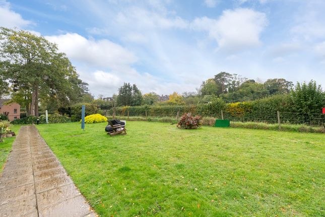 40 Hanover Court, Milton Court Lane, Dorking photo 4