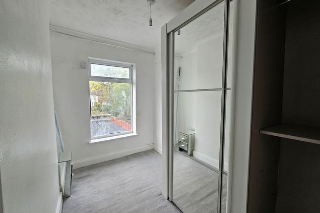 Property to rent in High Town Road, Luton