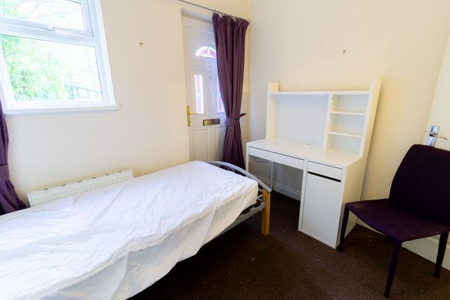 Room to rent in Wavell Way, Winchester