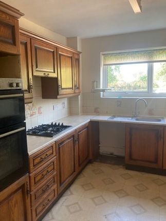 Flat 1, Mayfair Court, Park Crescent, Southport photo 4
