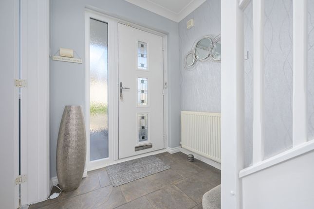 34 Cromwell Road, Falkirk photo 2