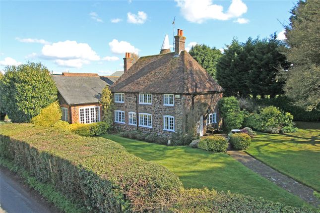 Cottage for sale in Comp Lane, St Mary's Platt, Borough Green, Kent