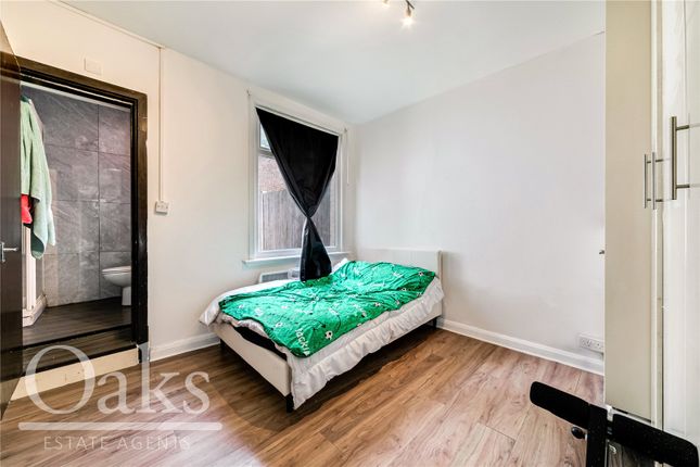 Flat 1, 20, St Marys Road, London photo 4
