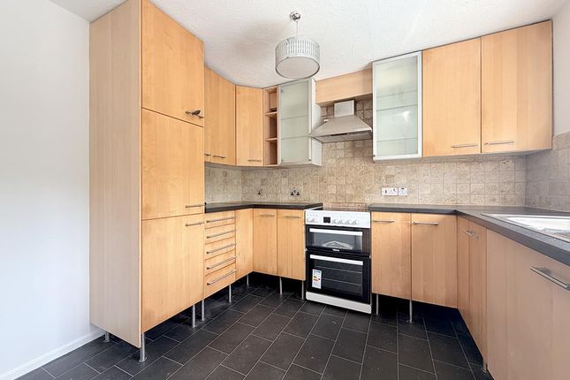 68, Oakdale Glen, Harrogate photo 4