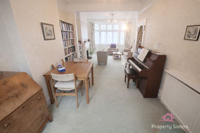 10, Shakespeare Road, London photo 3