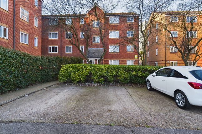 Thumbnail Studio for sale in Bream Close, London