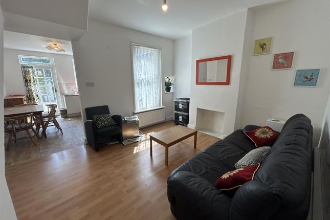 Terraced house to rent in Balvernie Grove, London