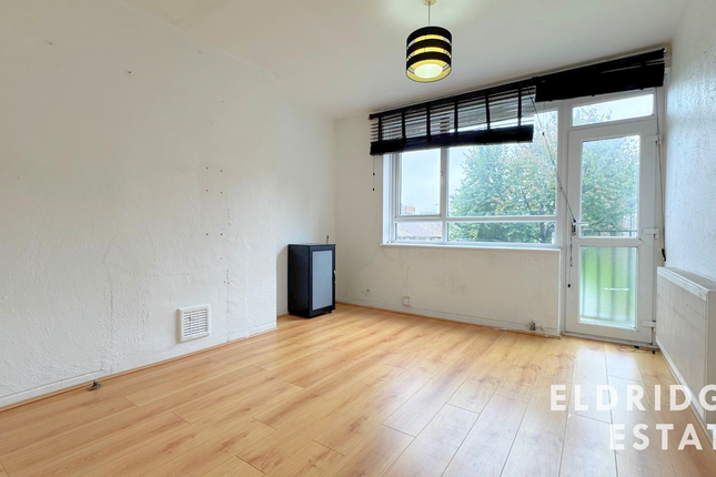 56 Lamport Close, London photo 2