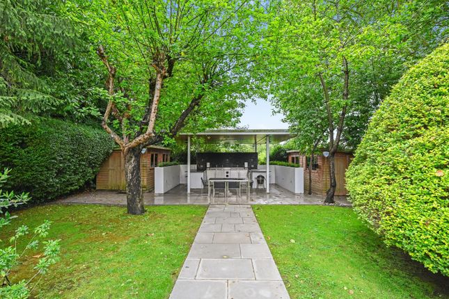 Detached house to rent in The Bishops Avenue, London