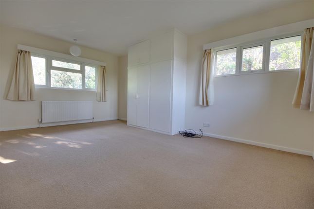 Craigmore, 37, Chestnut Avenue, New Milton photo 4
