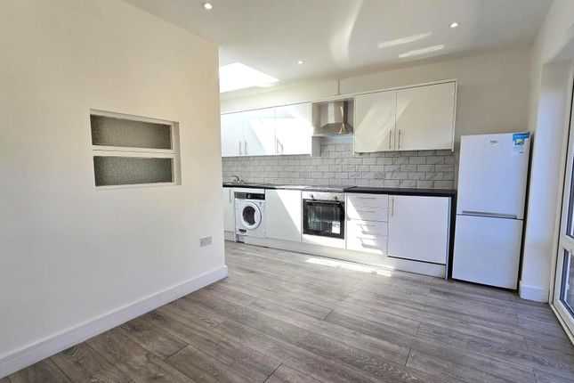 99, Bounces Road, London photo 2