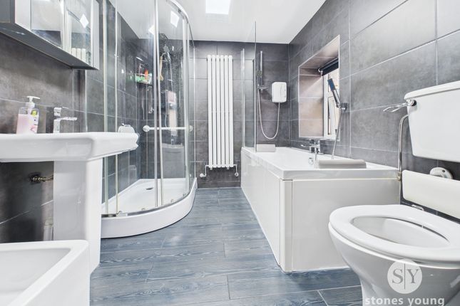 62 Granville Road, Blackburn photo 4