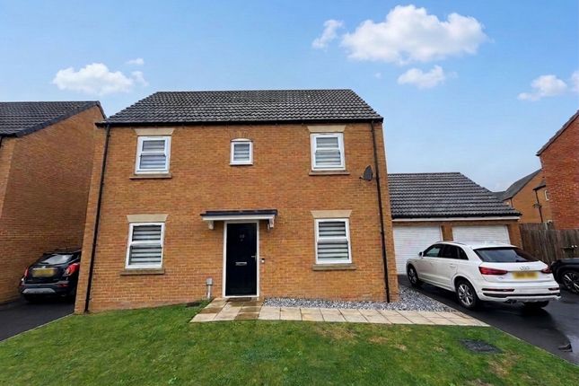 3-bed detached on 119 Mill Meadows Lane, Filey, £280,000