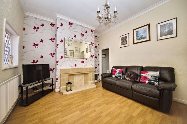 14 Newman Street, Wigan photo 2