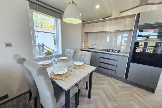 Plot 25 The Lakewood Lodge, Falsgrave Moor Farm Edgehill Road, Scarborough photo 2