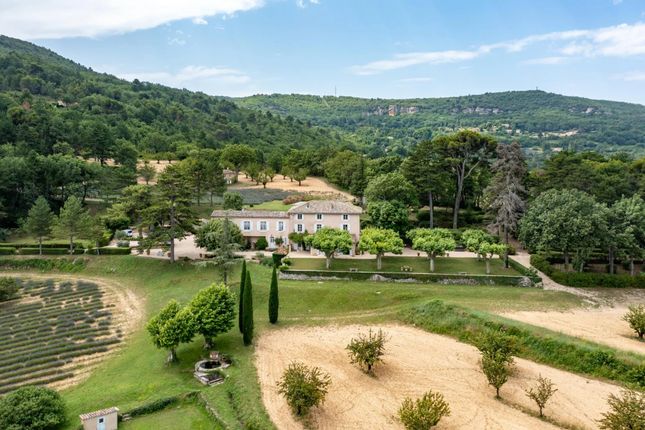 Villa for sale in Saignon, The Luberon / Vaucluse, Provence - Var