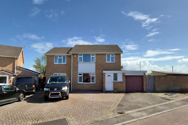 4-bed house on 15, Jasmine Close, Highbridge, £325,000