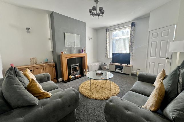 25, Prospect Street, Farsley photo 2