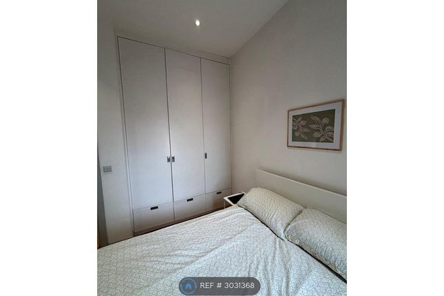 Flat A, Dorothy Road, London photo 4