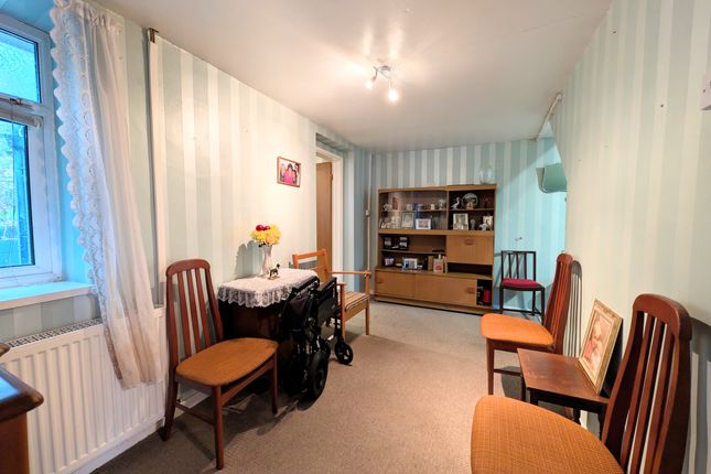8 Upper Fforest Level, Mountain Ash photo 3