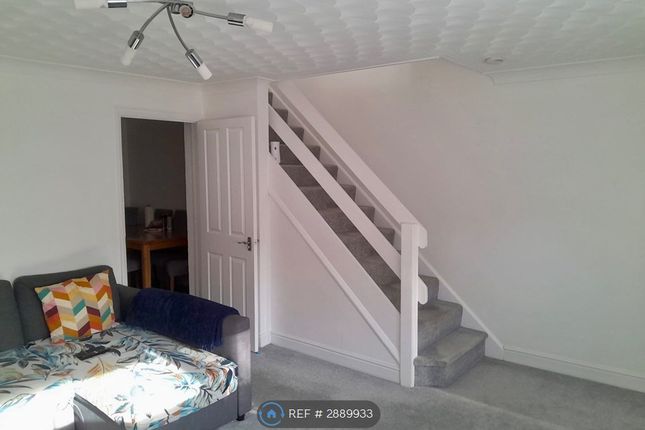 Tiffany Close, Bletchley, Milton Keynes photo 3