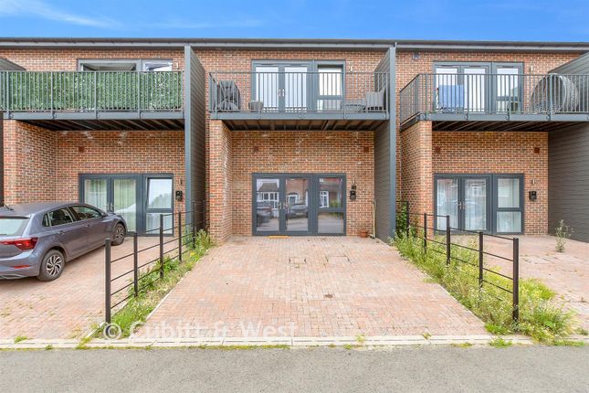 51, St. John's Road, Redhill photo 2